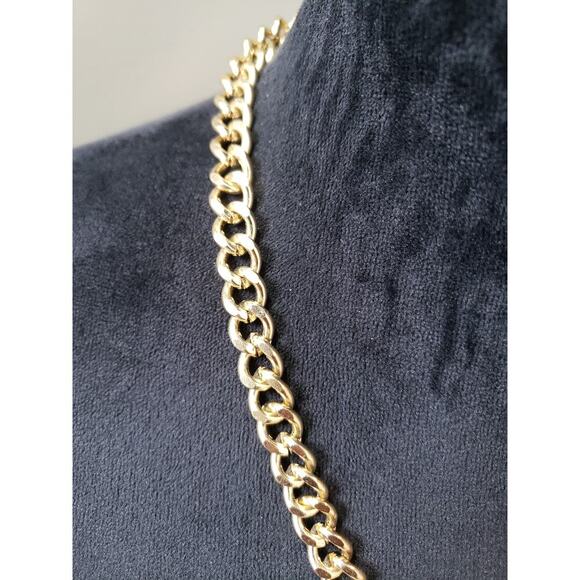 Women Gold Chain Necklace Clear Crystal Accent Lobster Clasp Elegant Minimalist - Picture 5 of 6